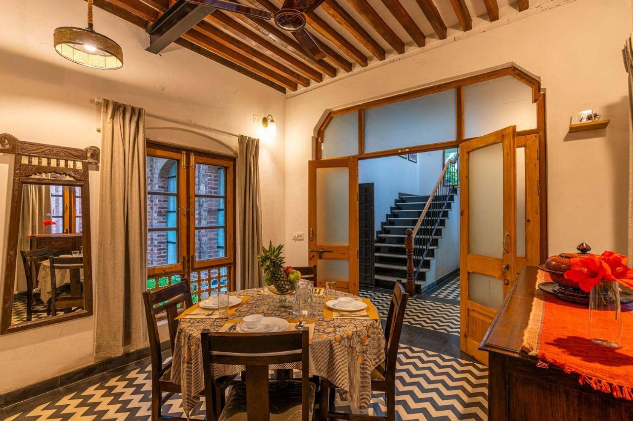 Stayvista'S Peepal Haveli - Rustic Kothi With Terrace, Breathtaking View & Bonfire Narainpur  Eksteriør bilde
