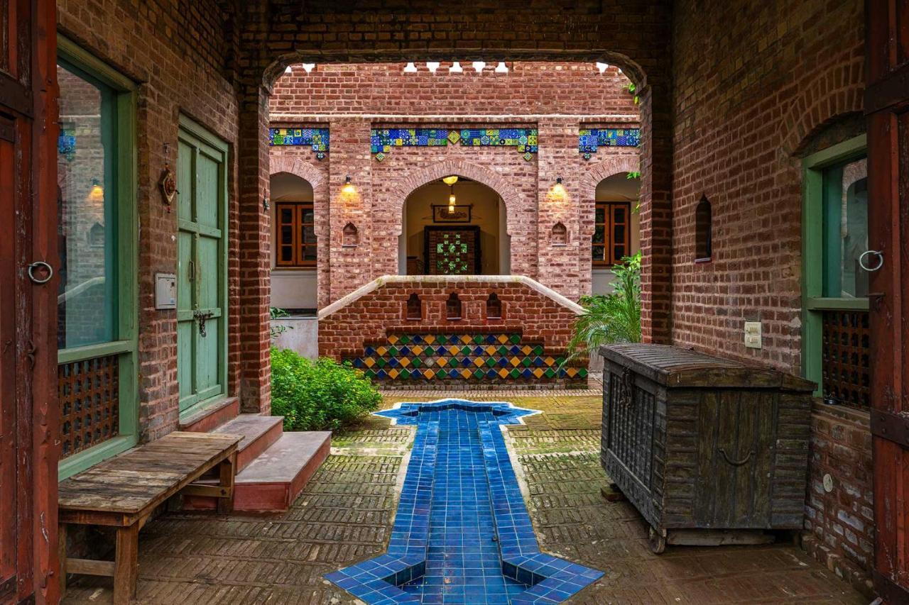 Stayvista'S Peepal Haveli - Rustic Kothi With Terrace, Breathtaking View & Bonfire Narainpur  Eksteriør bilde