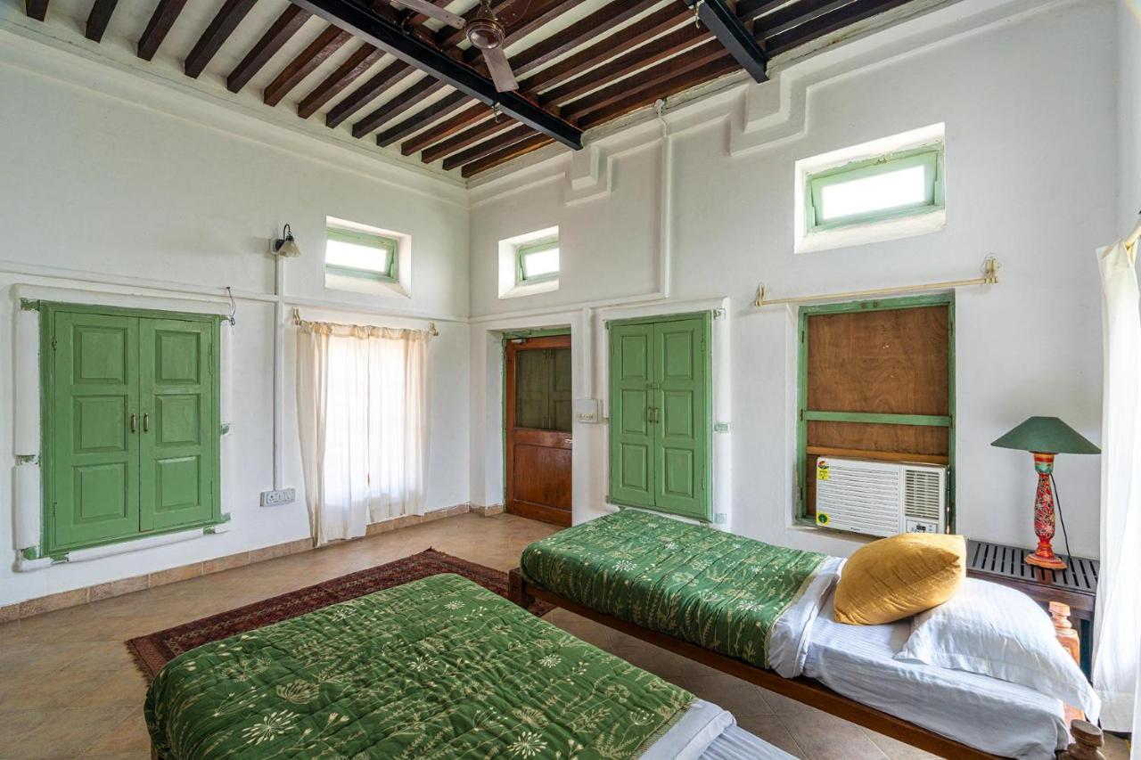 Stayvista'S Peepal Haveli - Rustic Kothi With Terrace, Breathtaking View & Bonfire Narainpur  Eksteriør bilde