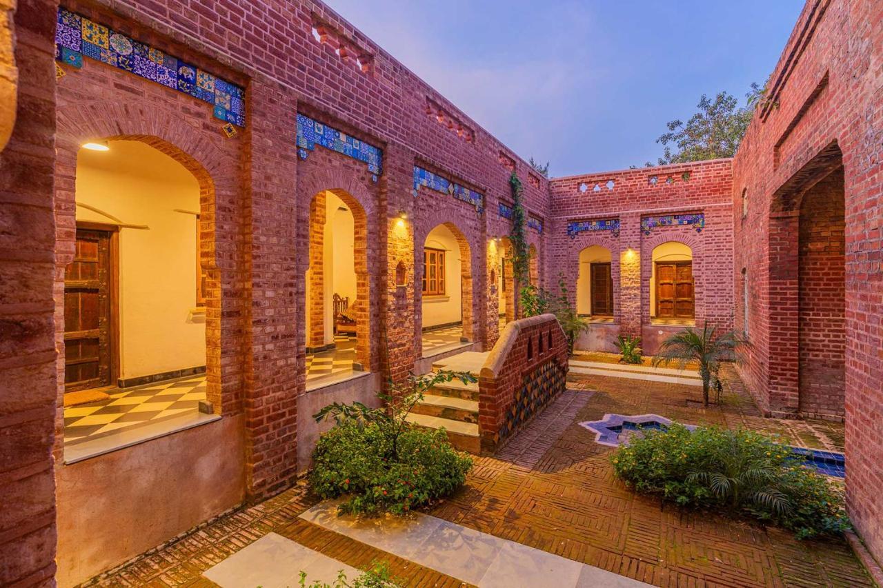 Stayvista'S Peepal Haveli - Rustic Kothi With Terrace, Breathtaking View & Bonfire Narainpur  Eksteriør bilde