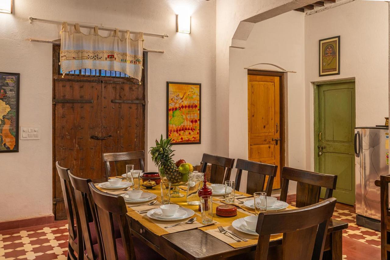 Stayvista'S Peepal Haveli - Rustic Kothi With Terrace, Breathtaking View & Bonfire Narainpur  Eksteriør bilde